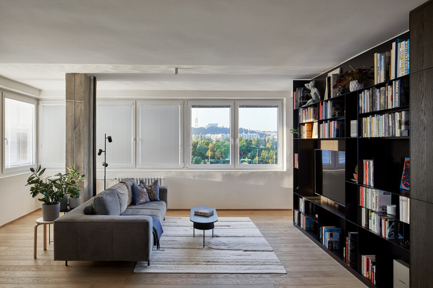 Tusarova Apartment: Unveiling Prague’s Brutalist Treasure