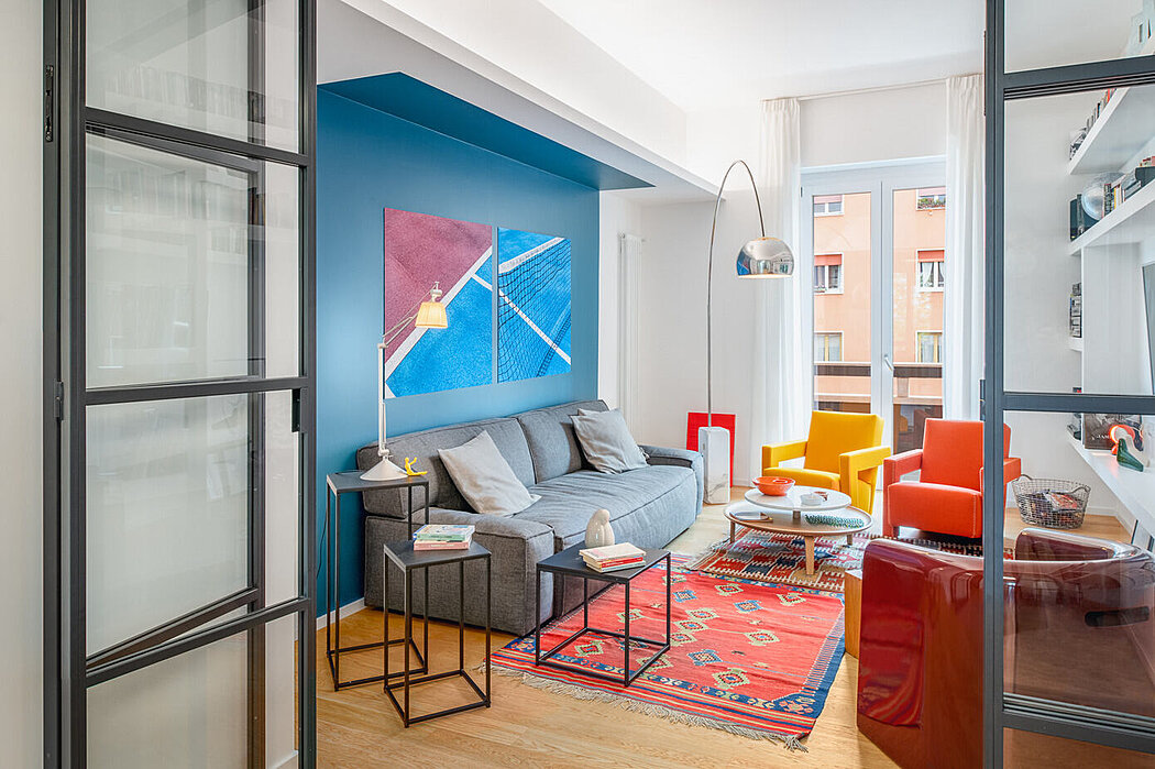 Home with a Swing: A Colorful Modern Apartment in Rome - 1
