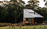 011-bruny-island-hideaway-maguire-devine-architects