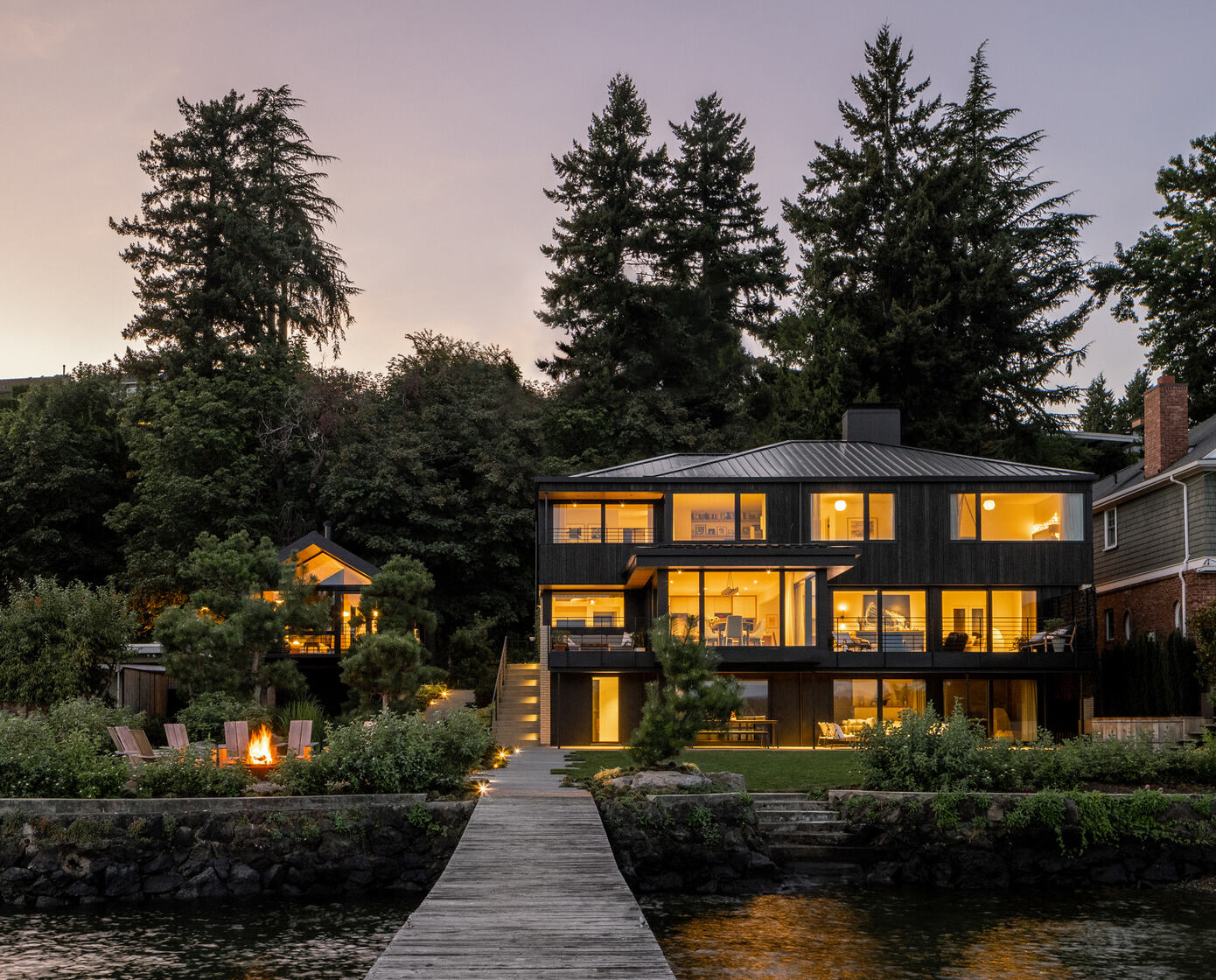 Black Pine Cabin: A Luxurious Three-Story Waterfront Retreat