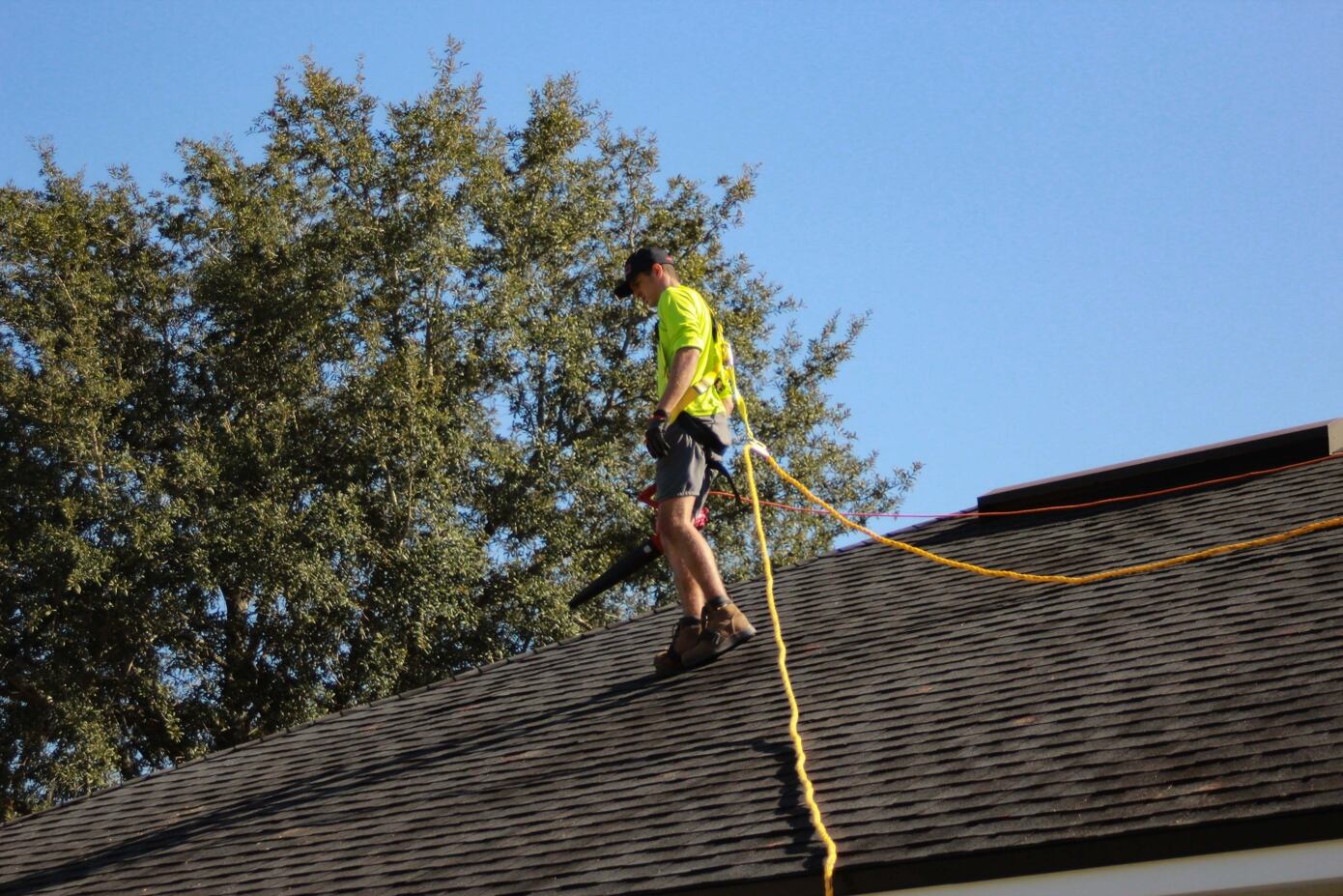 Learn how to secure yourself on a #roof using the best #roofsafety