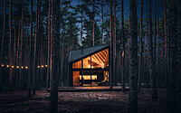 001-boroteka-stylish-cabin-hideaway-jamboreks-forests