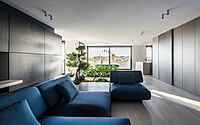 002-penthouse-embracing-green-contemporary-living-italy