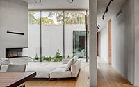 012-house-jurmala-modern-design-centuriesold-pines