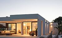 022-house-menorca-modern-prefab-marvel-balearic-beauty