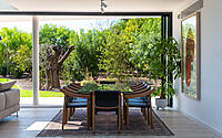 024-house-courtyards-modern-rural-retreat-nicosia