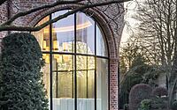 025-vh-residence-simon-de-burbure-architects