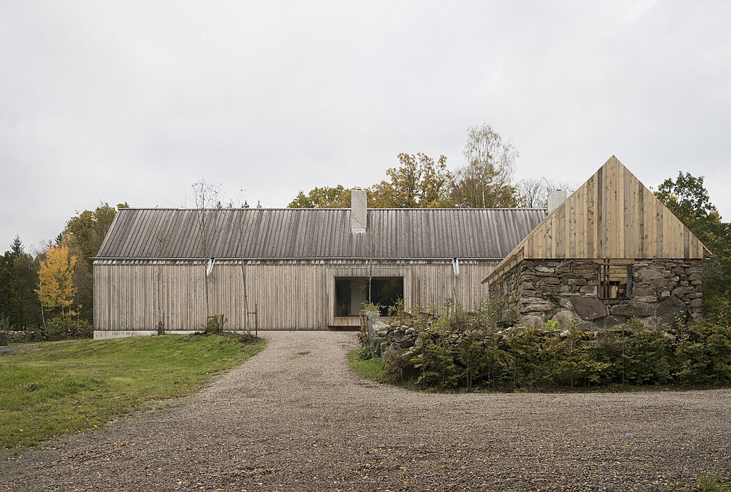 Rörbäck Forest Retreat: A Modern Wooden Hideaway - 1