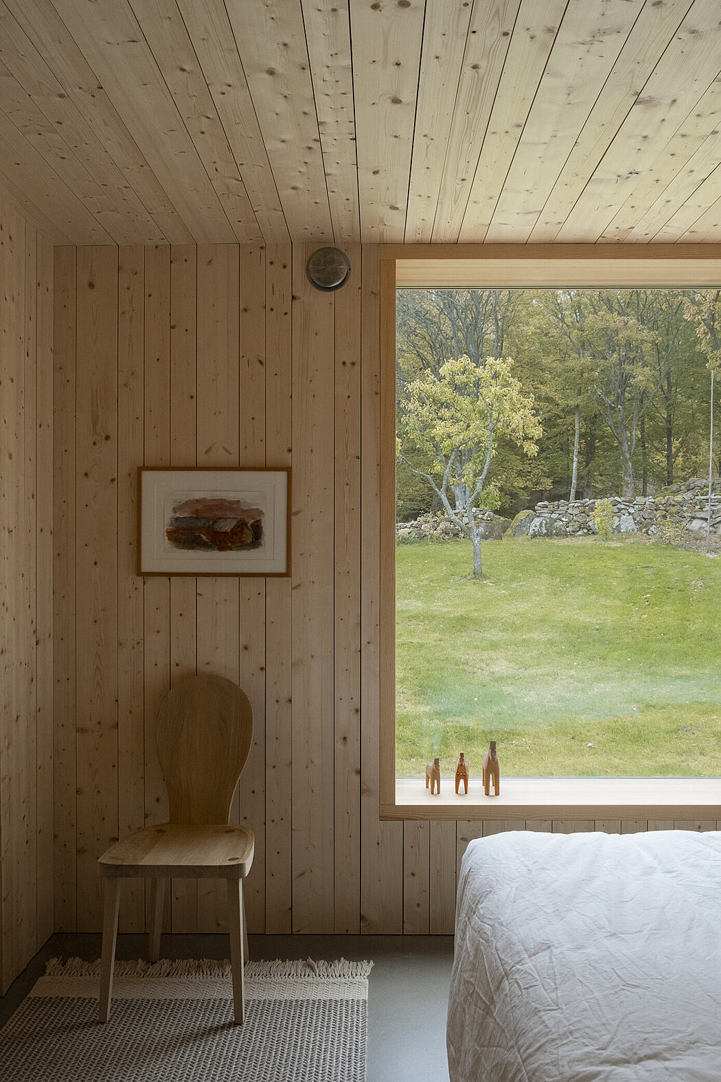 Rörbäck Forest Retreat: A Modern Wooden Hideaway