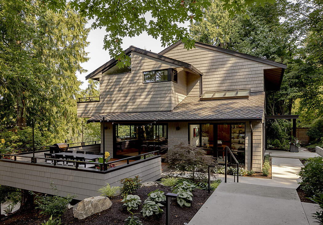 Treehouse: Stunning Mercer Island Home Transformation