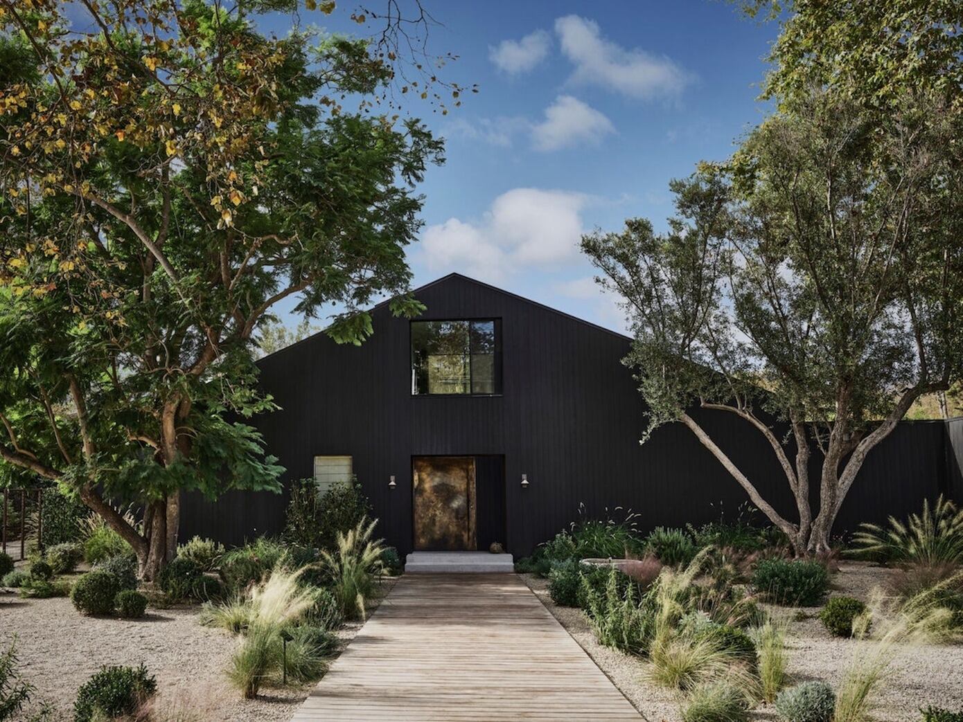 Home of the Week: A modern farmhouse with a backyard oasis in