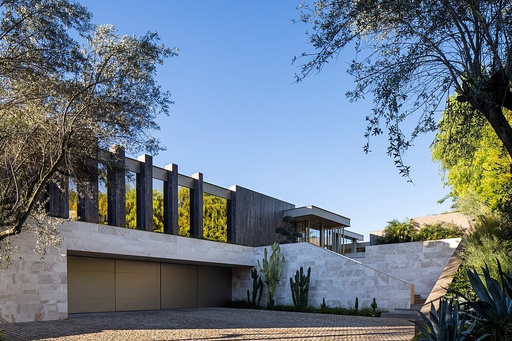 Laurel II: Modernist Masterpiece Overlooking Beverly Hills