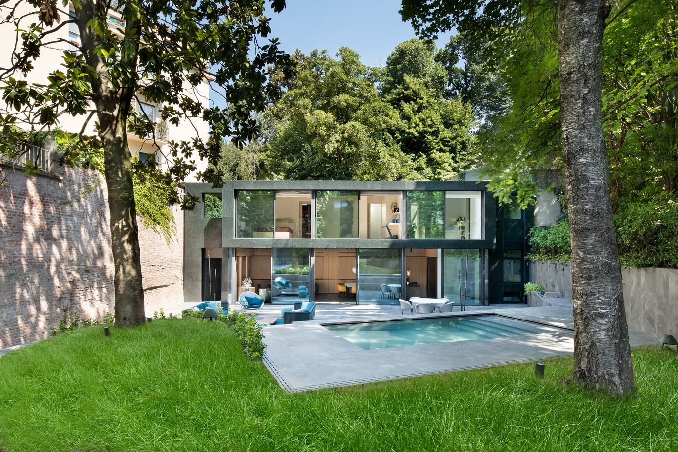 A Villa and its Garden: Sustainable Luxury in Milan