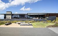 002-clark-residence-australias-answer-wanakainspired-design