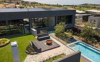 002-villa-meyersdal-contemporary-design-meets-johannesburg-charm