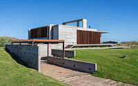 003-mdanos-house-epitome-architectural-brilliance-windswept-buenos-aires