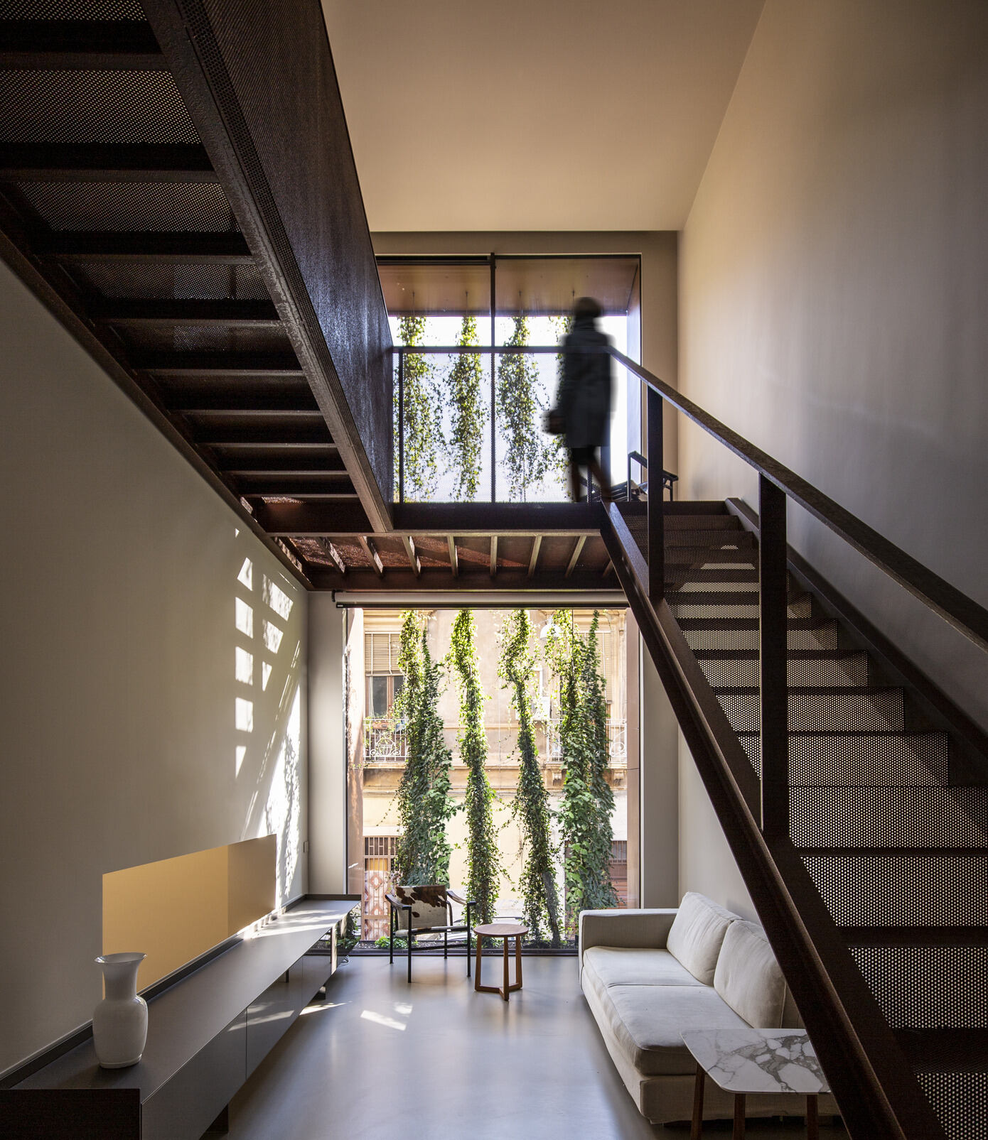 Casa CCC: Fusion of Old and New in Sicilian Architecture