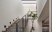 004-casa-monolito-earthy-tones-meet-modern-design