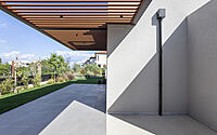 008-delta-house-mastering-geometric-intrigue-modern-greek-architecture