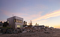 009-sandbox-unconventional-cottage-design-bathurst