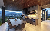 012-paralelogramo-house-luxury-meets-nature-heart-quito