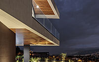 017-paralelogramo-house-luxury-meets-nature-heart-quito