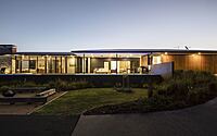 021-clark-residence-australias-answer-wanakainspired-design