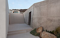 027-latypi-residence-embracing-cycladic-tradition-modern-design