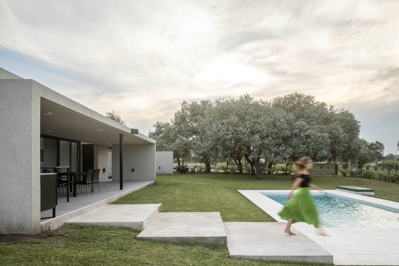 Casa Pece: A Testament to Minimalist Architecture in Tandil