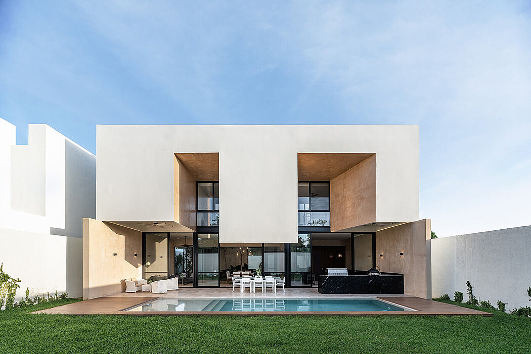 Casa Relo: A Two-Story House with a Heart in Mérida