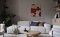 001-pushkino-apartment-crafting-harmony-natural-tones