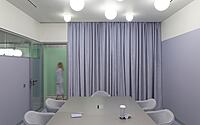 001-velta-offices-showcasing-petit-bros-expertise-openplan-design