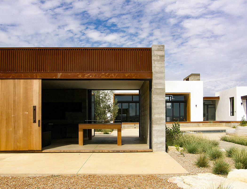 Vineyard House: Ferguson-Ettinger’s Modern Masterpiece in Santa Barbara - 1