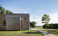 002-shelter-island-house-tranquil-retreat-yorks-island-oasis