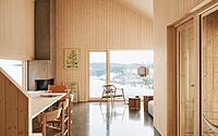004-mylla-winter-cabin-fjord-arkitekters-ecoconscious-retreat