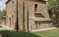 015-pieve-aldina-tuscan-farmhouse-meets-modern-luxury