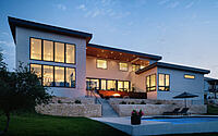 015-spicewood-residence-modernist-design-meets-texan-sunrises
