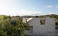 019-stonehouse-modern-travertine-marvel-italys-heartland