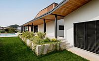 020-house-modern-passive-house-tips-architects