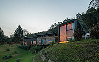 021-casa-cancha-elevated-retreat-estudio-haa
