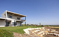 022-nahalal-house-fusion-modernity-country-charm-tel-mond