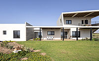 023-nahalal-house-fusion-modernity-country-charm-tel-mond