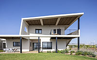 025-nahalal-house-fusion-modernity-country-charm-tel-mond
