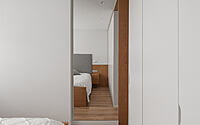 capitaes-abril-apartment-small-space-wonders-in-almada-001