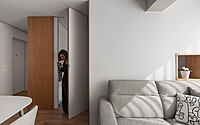 capitaes-abril-apartment-small-space-wonders-in-almada-008