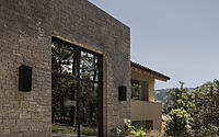 mesa-de-gallos-a-modern-hacienda-immersed-in-the-forest-of-valle-de-bravo-010