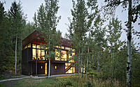 paintbrush-residence-embracing-nature-in-a-two-story-wyoming-home-007