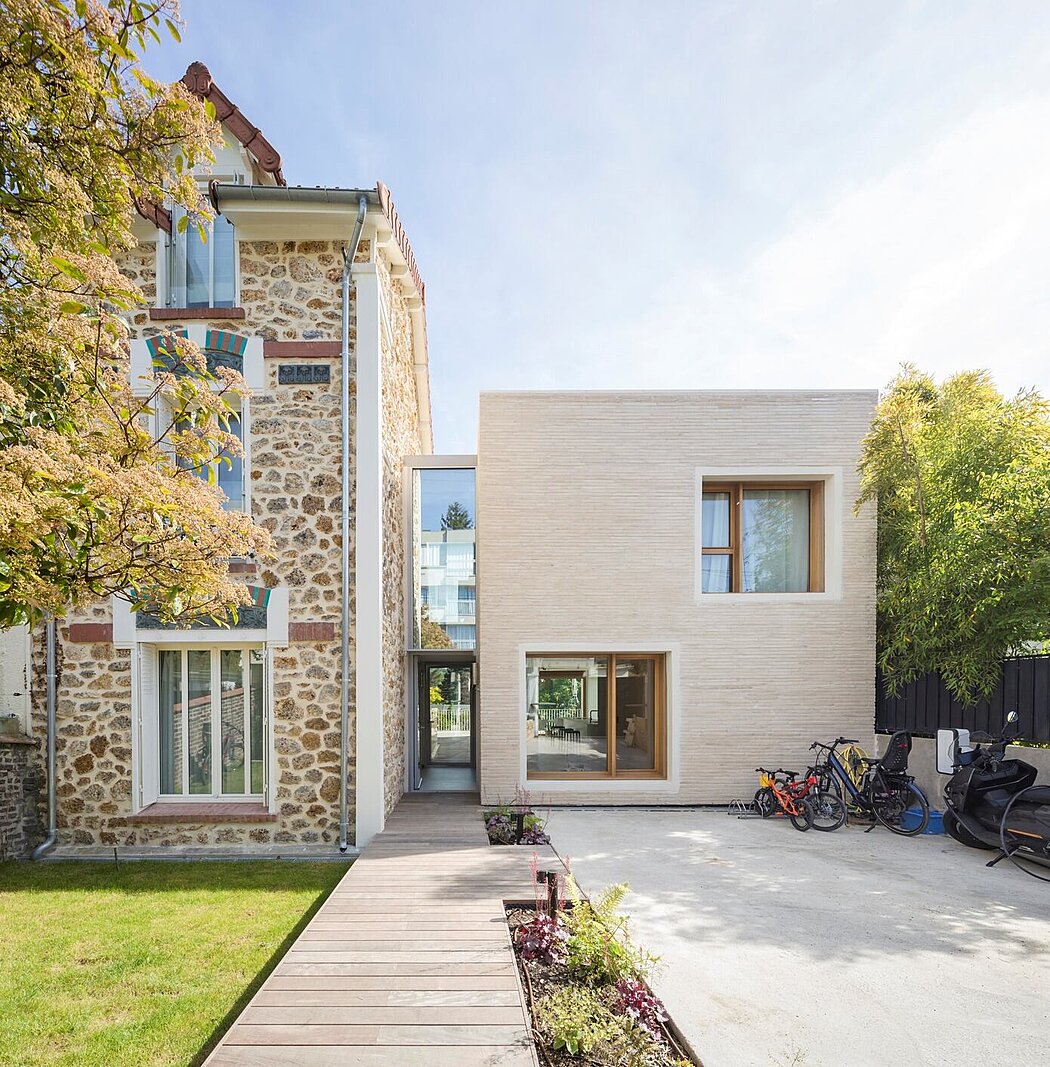 Francilienne House: Where Old Meets New in Hauts-de-Seine - 1