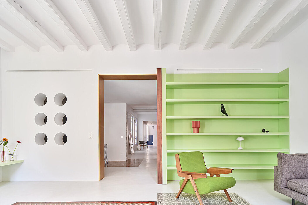 Girona St. Apartment: Where Historic Grandeur Meets Contemporary Design