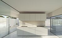 003-alamo-house-minimalist-masterpiece-fran-silvestre-arquitectos